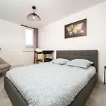 Appartement Climatise Terrasse Parking 8 Couchages