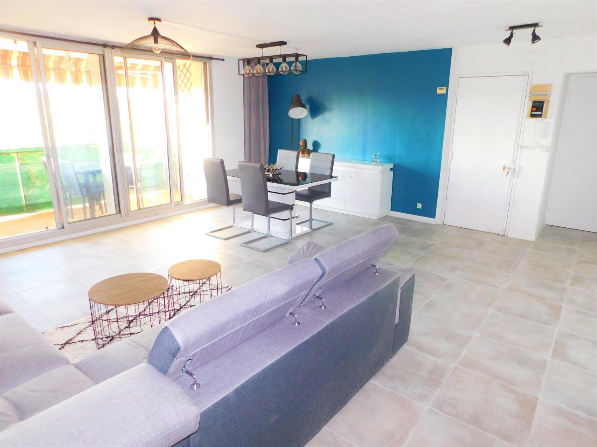 Apartment Climatise Terrasse Parking 8 Couchages Marseille